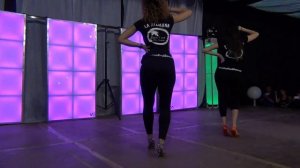 BACHATA - LADIES STYLE - Estilo Femenino by La Alemana