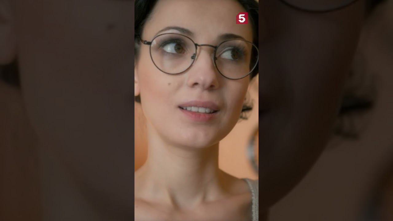 Отличный пример саморекламы #пятыйканал #юмор #приколы #сериалсвои #детектив