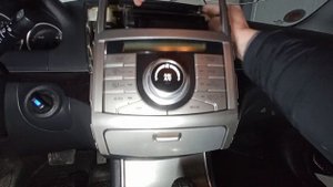 Hyundai IX55 2008-2012 How To Remove Pioneer AVIC-X920BT Navigation / Radio Removal