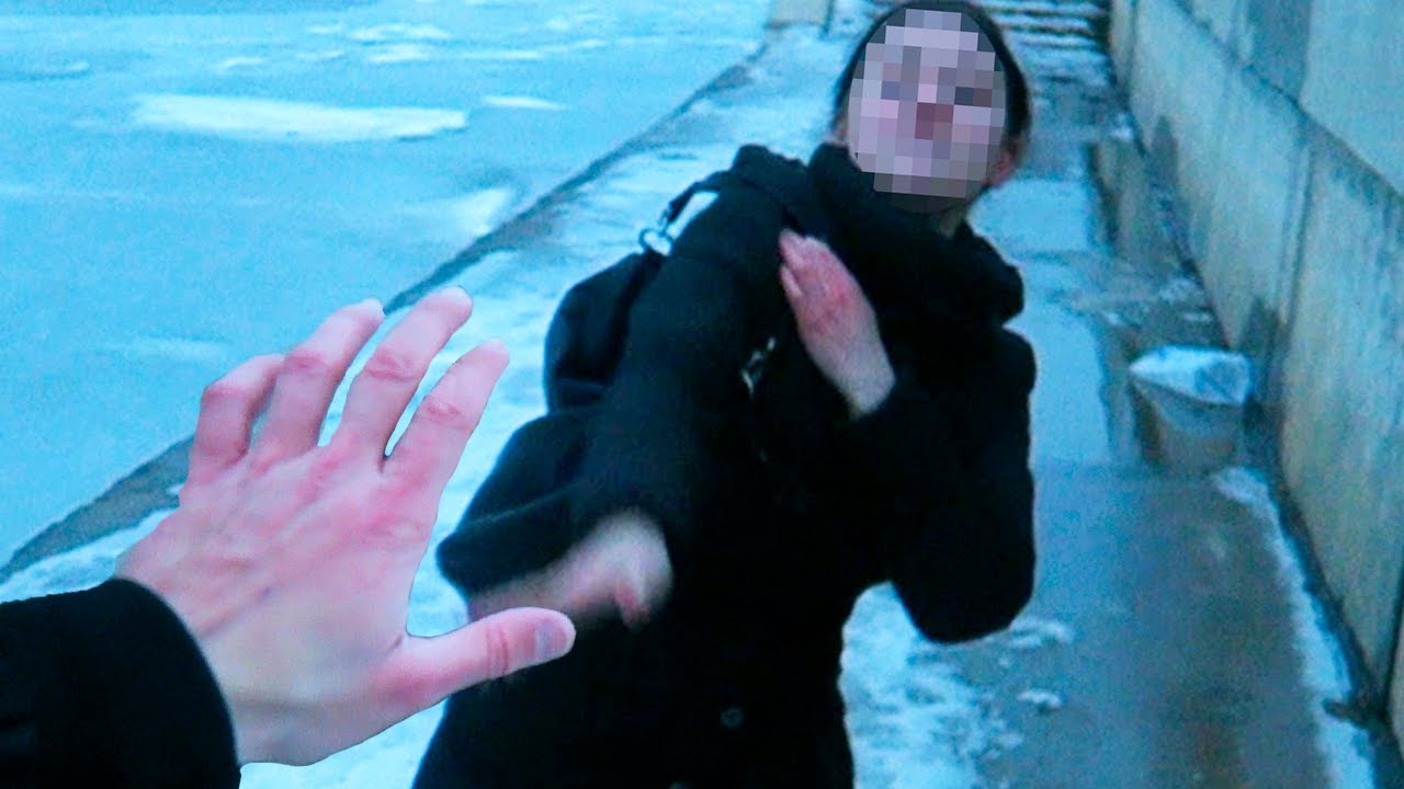 СУМАСШЕДШАЯ МАМКА хочет подать НА МЕНЯ В СУД! УТОПИЛА МОЙ АЙПАД! Встреча в реальной жизни. смотреть онлайн