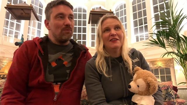 Disneyland Hotel Tour Disneyland Paris / Hotel, Room & Inventions Tour смотреть онлайн