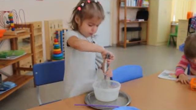 Фрагмент занятия по системе Монтессори