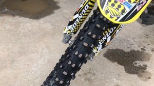 Видео запуска Suzuki RMZ 450