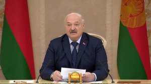 Лукашенко: "Это очень важно, окрыляет, по крайней мере настроение повышает значительно!!!"