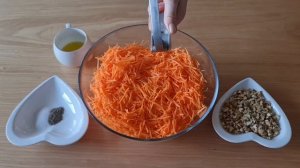 САЛАТ С МОРКОВКОЙ И ГРЕЦКИМИ ОРЕХАМИ