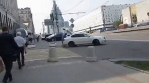 Арт Галактика - как идти от метро Цветной бульвар