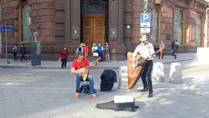 Балалаечники на Кузнецком мосту.Ребята жгут!