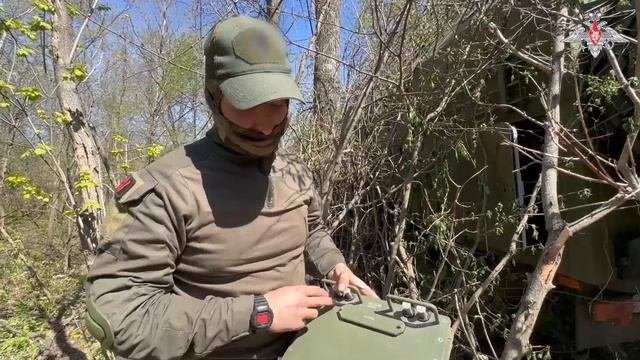 Военнослужащие объяснили принцип работы звукометрических комплексов 