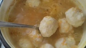 Суп с фрикадельками и плавленым сыром  за 30 минут - просто, быстро и вкусно!