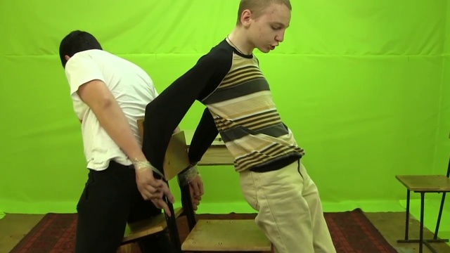 привязанные к стулу-2 смотреть онлайн