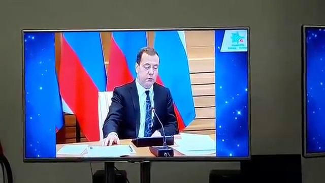 Дмитрий Медведев в Кирове 2017 смотреть онлайн