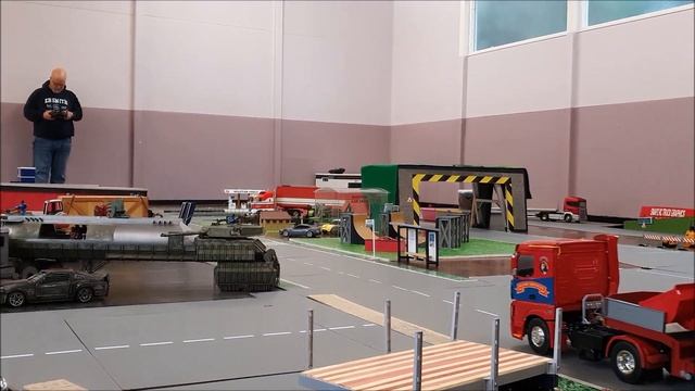 Rubber Duck, BJ McKay and Snowman hard at work смотреть онлайн