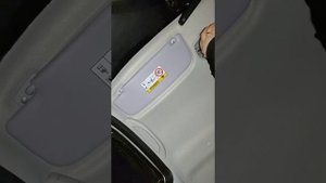 Постоянно горит свет в салоне
