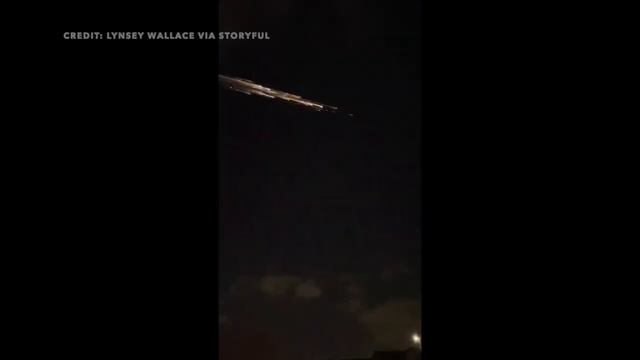 Rocket debris lights up skies over Pacific Northwest