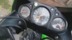 Звук Кавасаки ниндзя 250р без глушителя)