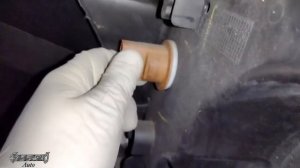 2016 NISSAN NV 200 HEADLIGHT BULB & BLINKER BULB REPLACEMENT