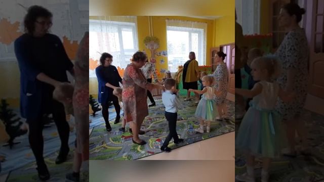 Праздник осени в группе № 1 «Карамельки» смотреть онлайн