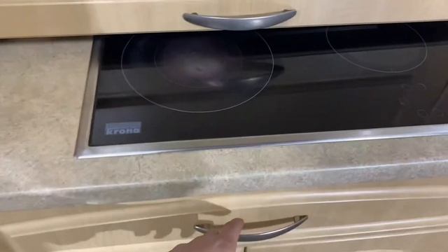 Угловой кухонный гарнитур с Техникой