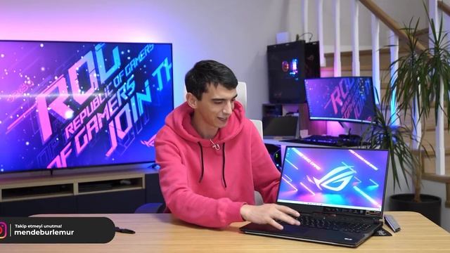 Tek Kelimeyle MUHTEŞEM! Asus ROG Strix Scar 17 смотреть онлайн