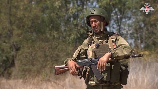Российские мотострелки отбили атаку превосходящих сил противника и уничтожили несколько единиц броне