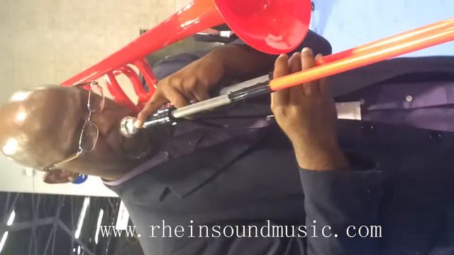 TIger plastic trombone (The NAMM Show 2015) смотреть онлайн