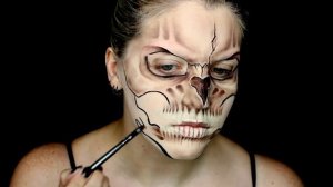 VAMPIRE SKULL Halloween Makeup Tutorial