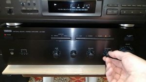 Yamaha AX-390