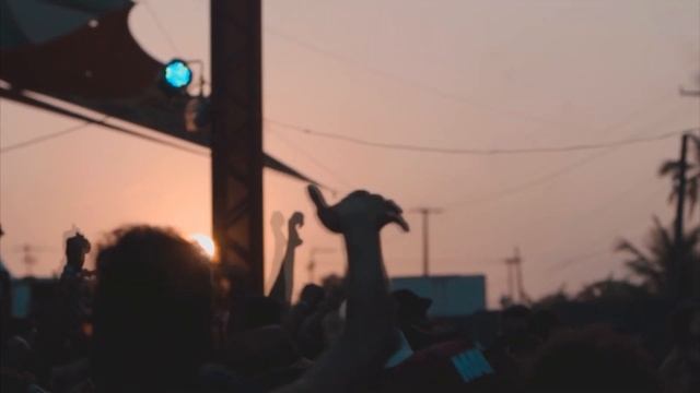 Queen - We Will Rock You (INSANIX Remix) смотреть онлайн