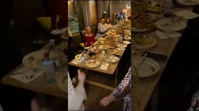Ваш ведущий