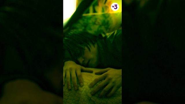 Она подбирается все ближе... премьера на ТВ-3 #shorts
