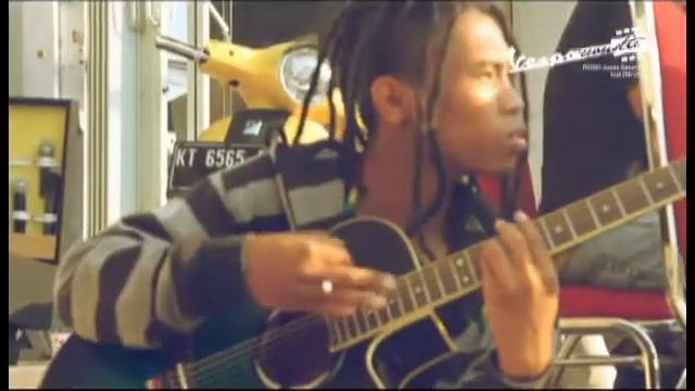 [ILOVEPIAGGIO] VESPAccoustic SEPT2012 with R.O.T.S (Reggae On The Scooter) смотреть онлайн