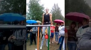 Отжимания на брусьях с отягощением _ 64 кг