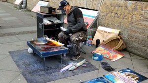 Художник на Невском проспекте. Санкт-Петербург