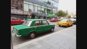 Arbat Street Photography Moscow [Nikon Coolpix P900]