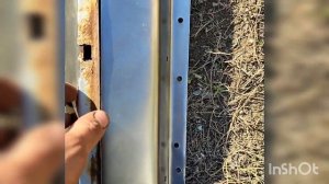 Приора в пороге отверстия прямоугольные. Самостоятельно.