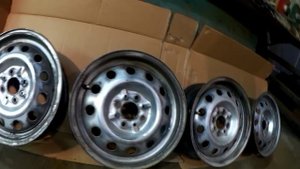 Как быстро покрасить ржавые диски!