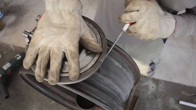 DIY Wood Stove made from Car Rims смотреть онлайн
