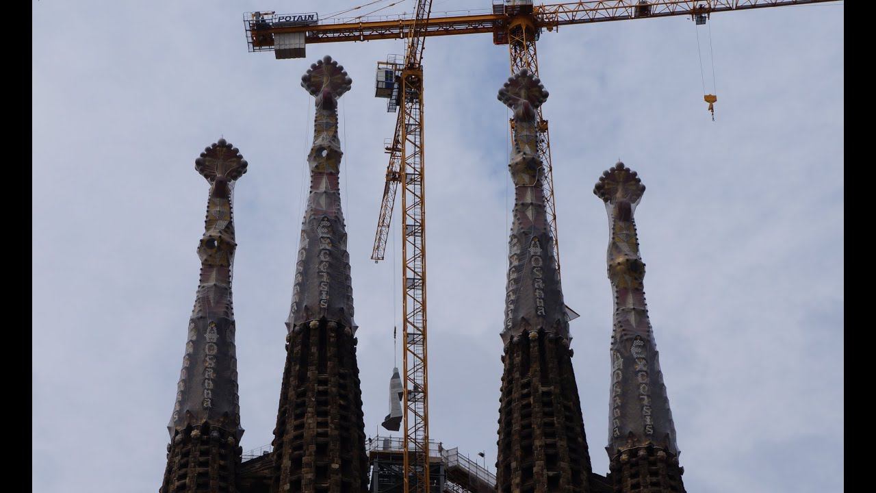 Барселона, Sagrada Familia, храм по проекту Antonio Gaudi, video 2