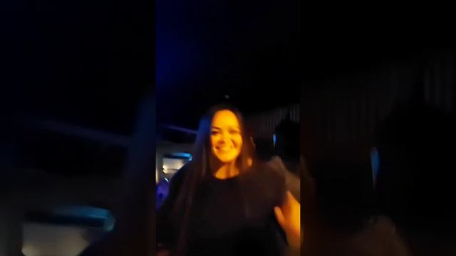 а глупая девочка, просто хочет.... смотреть онлайн