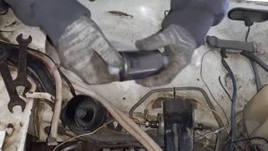 Как заменить ТОПЛИВНЫЙ ФИЛЬТР на инжекторной Ниве 21214, Лада 4×4