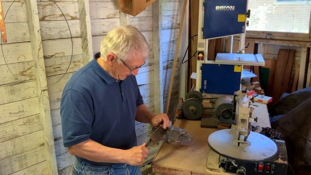 Holy Ground смотреть онлайн