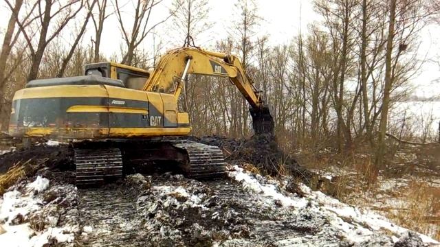Копаем пруд на даче, для разведения толстолобика 1 часть смотреть онлайн