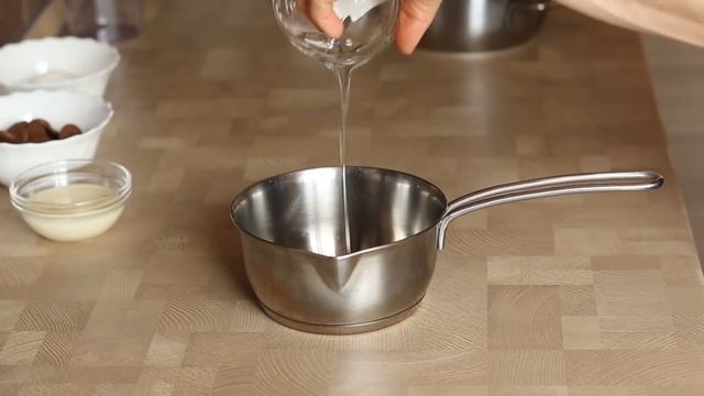 Зеркальная карамельная ГЛАЗУРЬ | Caramel Mirror Glaze Recipe