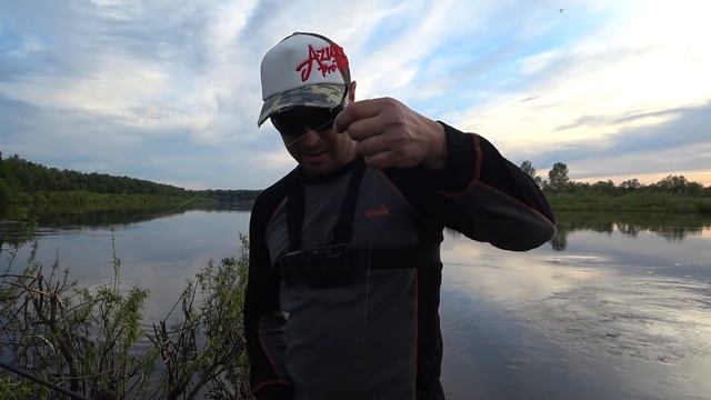 Ночной Жерех и Судак на Воблер. Жор Чехони на Спиннинг смотреть онлайн