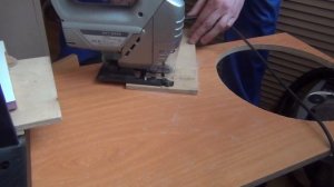 Cutting circle with jig saw. Вырезаем круги электрическим лобзиком.