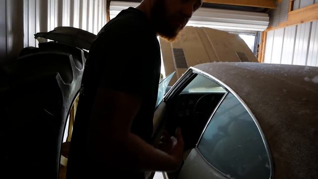 Can We Make a FORGOTTEN Muscle Car Run After 33 Years in Storage!? смотреть онлайн