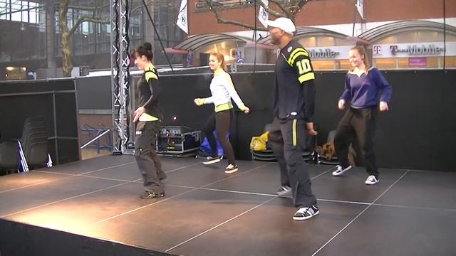 reggaeton toma zumba смотреть онлайн