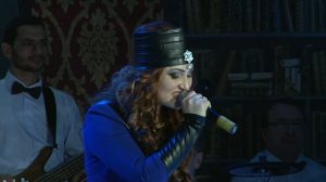 Альбина и Фати Царикаевы - На Чеченском "Шаълги бера"  2015