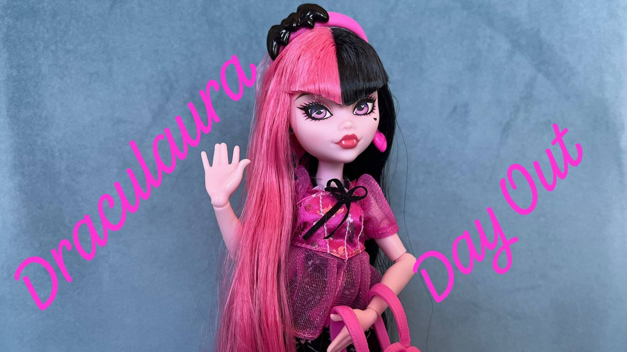 Распаковка Monster High Day Out Draculaura