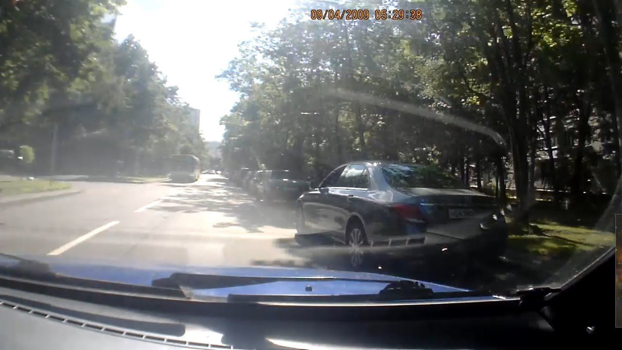 Инцидент с подставщиками на дороге смотреть онлайн